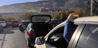 Estos son los cuatro modelos de balizas de emergencia V-16 que la DGT elimina de última hora de su lista autorizada