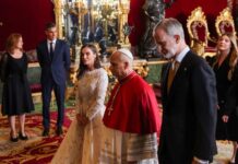 Noticias Mundiales: El Papa León llega a España con los migrantes y la polarización en el punto de mira
